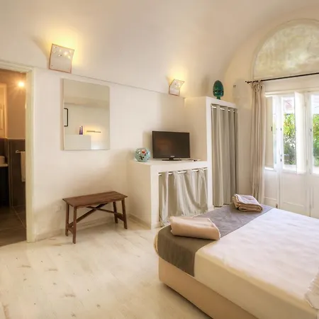 La Dimora Dei Celestini Bed & Breakfast 3*